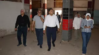 محافظ القليوبية يوجه بإعداد ملف استثماري لمبنى "بنزايون" لإعادة تشغيله (صور)