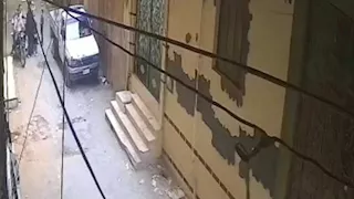 بعد تداول الفيديو.. جهود مكثفة لضبط متهمين بسرقة سيدة في شبرا الخيمة