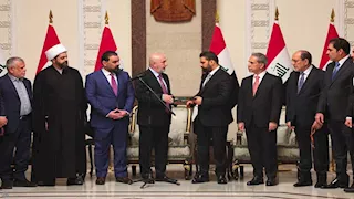 بعد تكليفه بتشكيل حكومة العراق.. من هو رجل الأعمال علي الزيدي؟ 