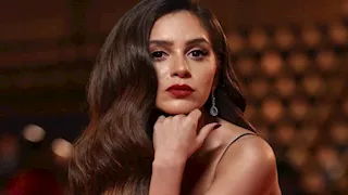 جميلة عوض تروج لفيلم "ريد فلاج" قبل عرضه بالسينمات