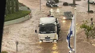 إسرائيل.. تحذير أصفر من فيضانات مفاجئة في صحراء يهودا والبحر الميت