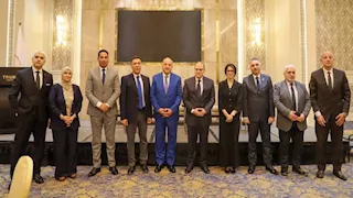 "رئيس هيئة الدواء" يستعرض خطط التحول الرقمي لتطوير القطاع الدوائي