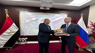 تفاصيل زيارة مساعد رئيس روسيا لمركز المخاطر البحرية في الإسكندرية- صور