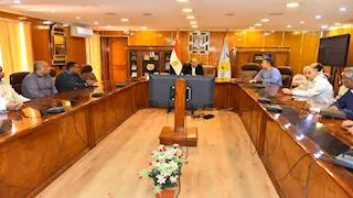 محافظ أسيوط يشدد على تكثيف المتابعة الميدانية لضبط الشارع وتحسين الخدمات