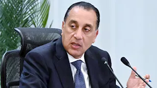 رئيس الوزراء: إزالة المعوقات التي تواجه المستثمرين في مختلف المجالات