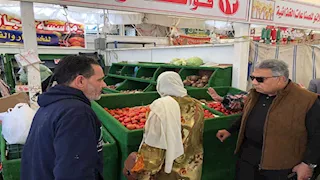 محافظ الدقهلية يتفقد معارض السلع الغذائية -صور