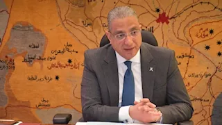 محافظ الجيزة يتفقد مدرسة غزوة تبوك الابتدائية لمتابعة انتظام الدراسة  