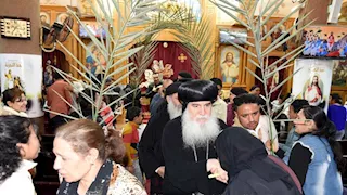  أحد السعف.. الاحتفالات تُزين كنائس وشوارع بني سويف