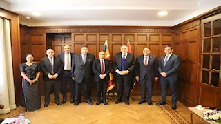تجارية الإسكندرية تستقبل سفير سريلانكا لبحث التعاون- صور