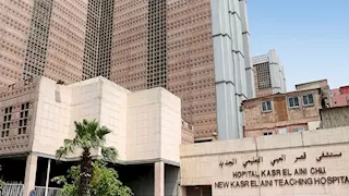 تطوير الدور الرابع.. مجلس مستشفيات جامعة القاهرة يناقش خطة تطوير قصر العيني التعليمي