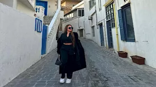 سارة سلامة تستمتع بغروب الشمس في أحدث ظهور على السوشيال ميديا