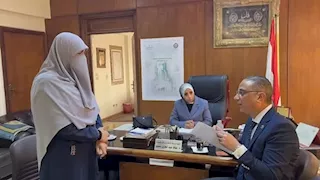 محافظ الجيزة يتفقد مديرية الإسكان ويوجه بتسريع معدلات التنفيذ