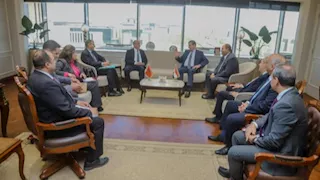 وزير الزراعة يبحث مع نظيره المغربي تعزيز الاستثمارات الزراعية المشتركة