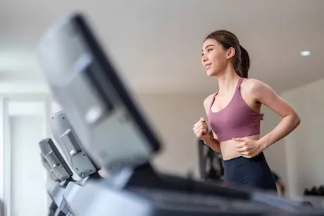 شباب الدماغ.. استشاري مخ وأعصاب يكشف عادة يومية تجعلك أصغر سنا