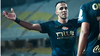 "ناصر فان باستن".. نجم الزمالك السابق يتغنى بتألق ناصر منسي