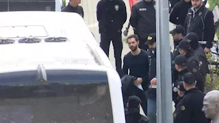 السلطات التركية تواصل حملتها الأمنية ضد عدد من النجوم بسبب المخدرات