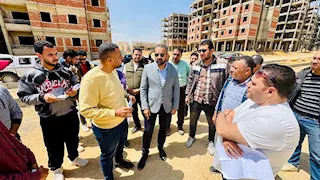 سحب تنفيذ مشروعات الإسكان الاجتماعي من شركات المقاولات المتقاعسة بالعبور الجديدة