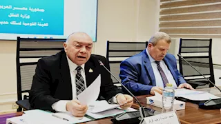 رغم ارتفاع الإيرادات.. عجز بـ7.9 مليار جنيه في موازنة السكة الحديد 