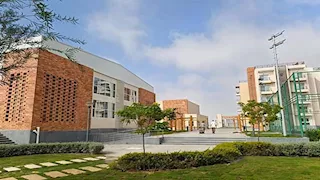 افتتحه "ماكرون".. تفاصيل الحرم الجديد لجامعة سنجور وأهم منشآته (صور)