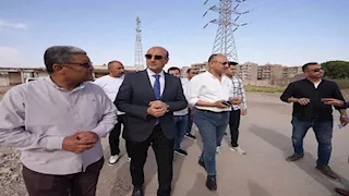 بالصور- محافظ أسيوط يتفقد أرض مصنع الغزل بالحمراء لتحويلها لمشروعات خدمية