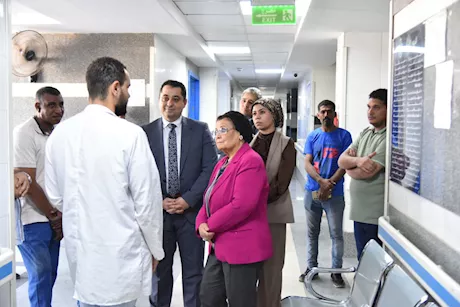 جولة موسعة لنائب وزير الصحة بقنا لمتابعة المبادرات السكانية 