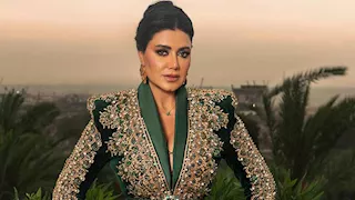 بقفطان جزائري .. رانيا يوسف تنشر جلسة تصوير والجمهور: "شكلك حلو وإنتي محتشمة"