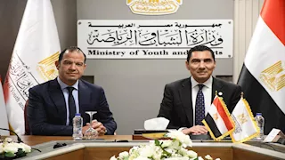 خطة تطوير تضم ناديين.. تفاصيل اجتماع وزير الرياضة مع شركة استادات