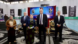 بينهم 14 مشرفًا.. محافظ كفر الشيخ يسلم 632 حاجًا "جوازات السفر" وتذاكر الطيران -صور