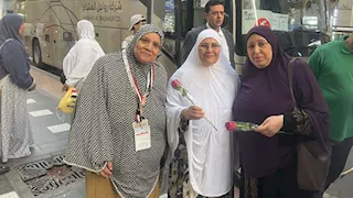 بعثة حج القرعة تواصل استقبال ضيوف الرحمن بمطاري المدينة وجدة