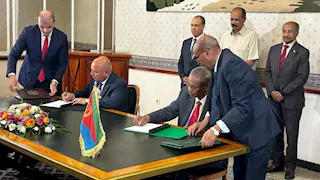 مصر وإريتريا توقعان اتفاقية للنقل البحري لتعزيز التعاون الاقتصادي