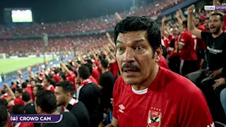 قبل مباراة الزمالك..صور باسم سمرة في المدرجات تثير الجدل.. والفنان يرد