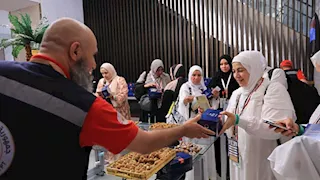 وزيرة التضامن تطمئن على حجاج الجمعيات بمكة والمدينة (صور)
