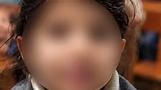 وجدوا الجثة داخل جوال.. ضبط سيدة يشتبه بتورطها في قتل طفلة بالمنيا