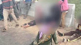 مصرع عاملين وإصابة 12 في حادث مروع بالمنوفية- صور