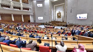 صلاح فوزى يطالب بتعديل نصوص رسوم التراخيص بمشروع قانون الأمن البيولوجى