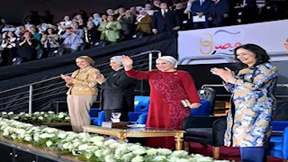 انتصار السيسي تشهد احتفالية "فرحة مصر" لتجهيز العرائس باستاد القاهرة -بث مباشر