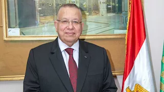نقيب الأشراف يدعو ضيوف الرحمن إلى الالتزام بتعليمات الحج والدعاء لمصر
