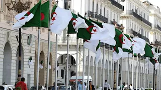 الجزائر تُدين محاولات استهداف السعودية بـ3 طائرات مسيّرة عراقية