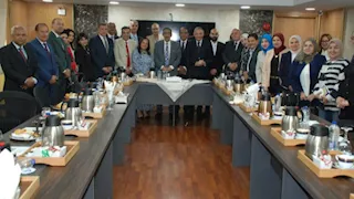 "رشوان" يجتمع مع قيادات ماسبيرو.. ومطالبات بإتاحة ظهور المسؤولين على القنوات الرسمية