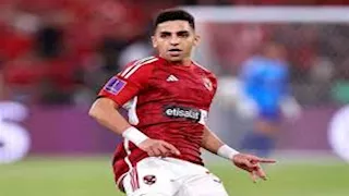 كوكا يرافق بعثة الأهلي إلي أوغندا استعدادا لمواجهة أكتارا في الكونفيدرالية 