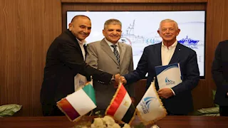 قناة السويس توقع عقدًا مع مجموعة NERI الإيطالية لتصدير قاطرتين حديثتين