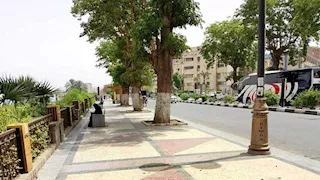  شوارع خالية وحياة متوقفة.. محافظة تسجل أعلى حرارة في مصر بـ 48 درجة- فيديو وصور