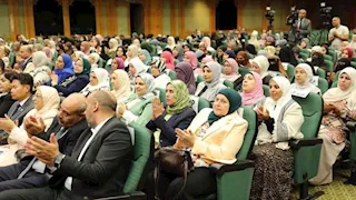 فرع البنات بجامعة الأزهر يهنئ الطالبات الفائزات بمنحة الإمام الطيب للقيادات النسائية