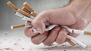  هل الإقلاع عن التدخين يقلل خطر الإصابة بالخرف؟