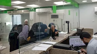 بالصور.. 106 مكاتب بريد بأسيوط تستقبل أصحاب المعاشات اليوم