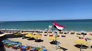 الإسكندرية تُحذر المصطافين: ممنوع النزول في 10 مناطق صخرية خطرة