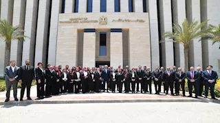 وزير السياحة يطلق برنامجًا لتأهيل كوادر الصفين الثاني والثالث بالوزارة