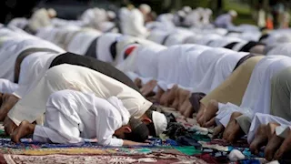 تجنب الاختلاط.. الأوقاف تعلن ضوابط صلاة العيد بالساحات 
