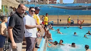 مخالفات داخل حمام سباحة نادي ديروط.. وقرار عاجل بمحاسبة المسؤولين - صور