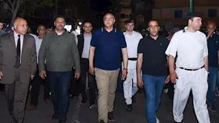 "الشارع للمواطن".. حملة مكبرة تغلق 11 محلًا وكافيه مخالفًا بالإسكندرية (صور)